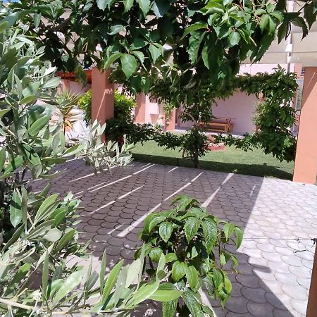 Апартаменты Olive Grove House Лименария Экстерьер фото