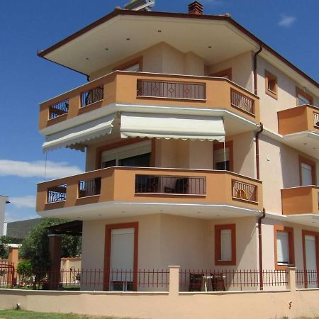 Апартаменты Olive Grove House Лименария Экстерьер фото